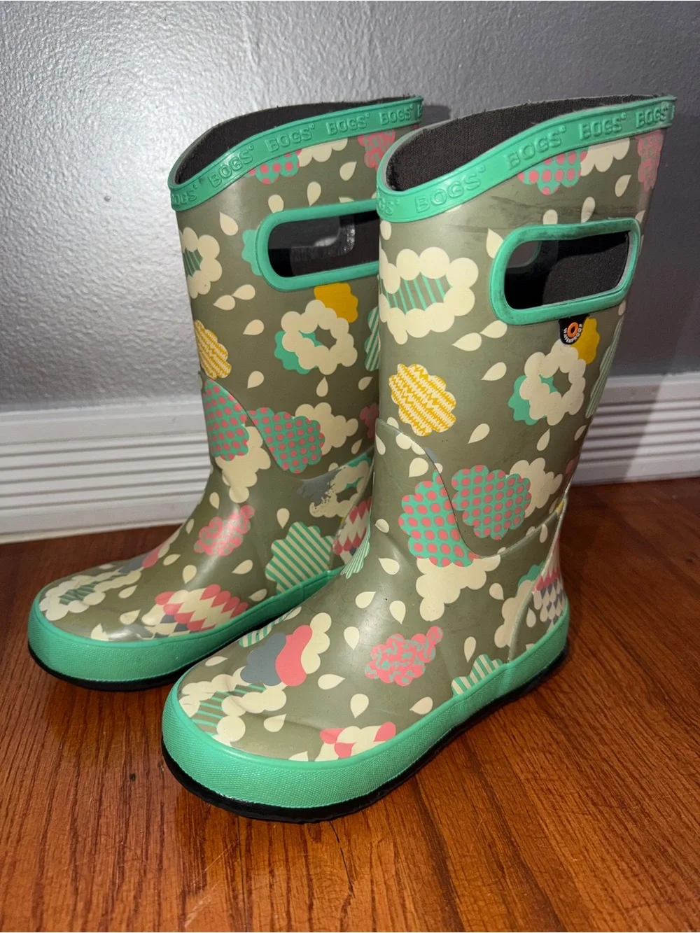 BOGS Kids Rain Boots Cloud Print Waterproof Insulated Size 13 Toddler